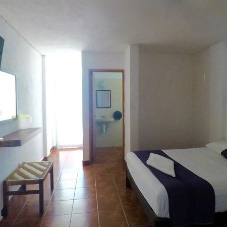 Hotel Mayflower Puerto Escondido  Luaran gambar