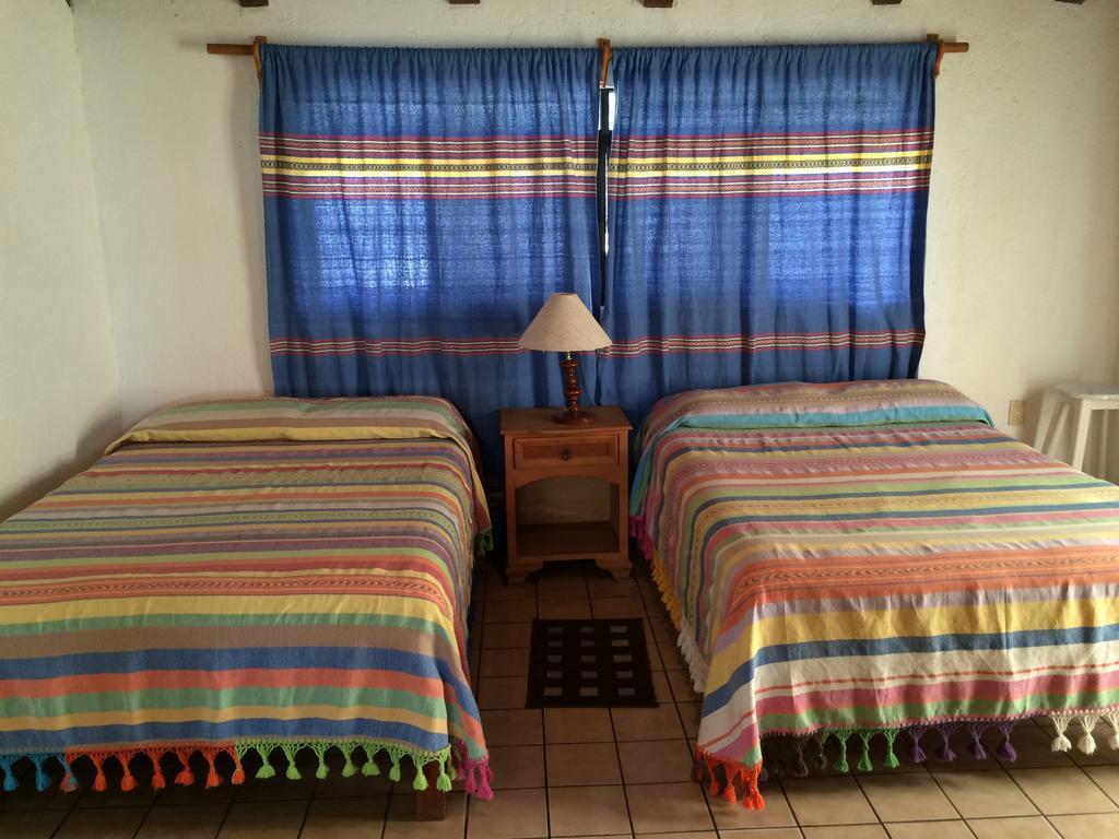 Hotel Mayflower Puerto Escondido  Bilik gambar