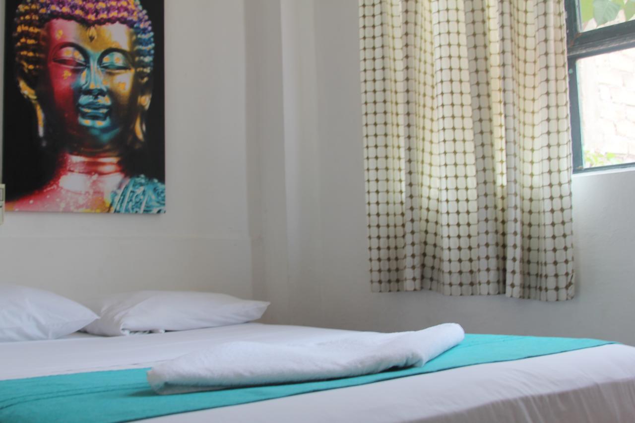 Hotel Mayflower Puerto Escondido  Bilik gambar